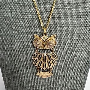 Retro style gold tone owl necklace